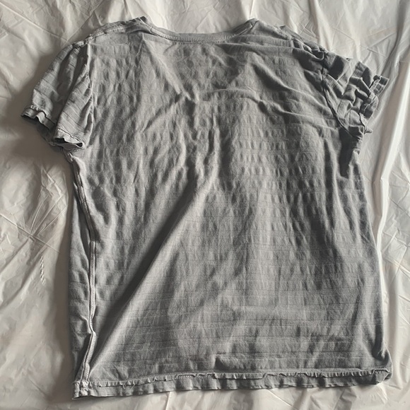 Mens striped grey  VNeck tShirt - Picture 11 of 11